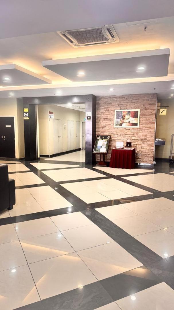 Hotel Seri Malaysia Kepala Batas Dış mekan fotoğraf
